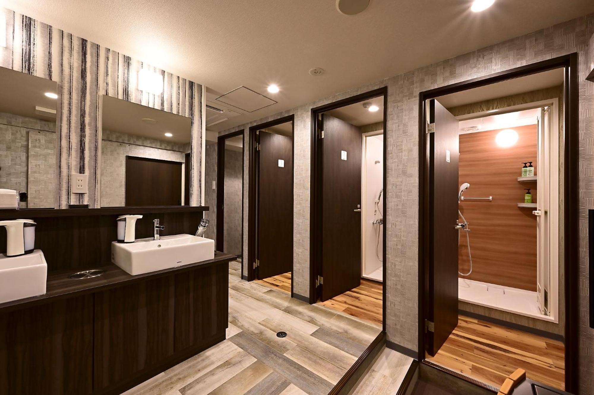 Hotel Tomariya Ueno Tokió Kültér fotó