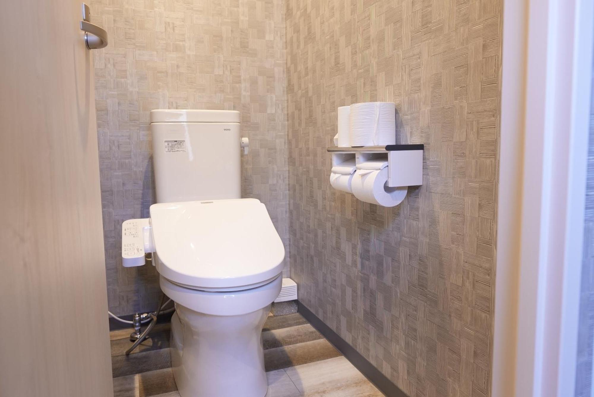 Hotel Tomariya Ueno Tokió Kültér fotó