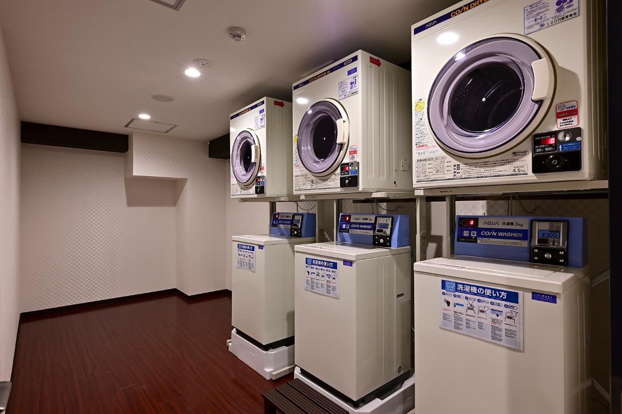 Hotel Tomariya Ueno Tokió Kültér fotó