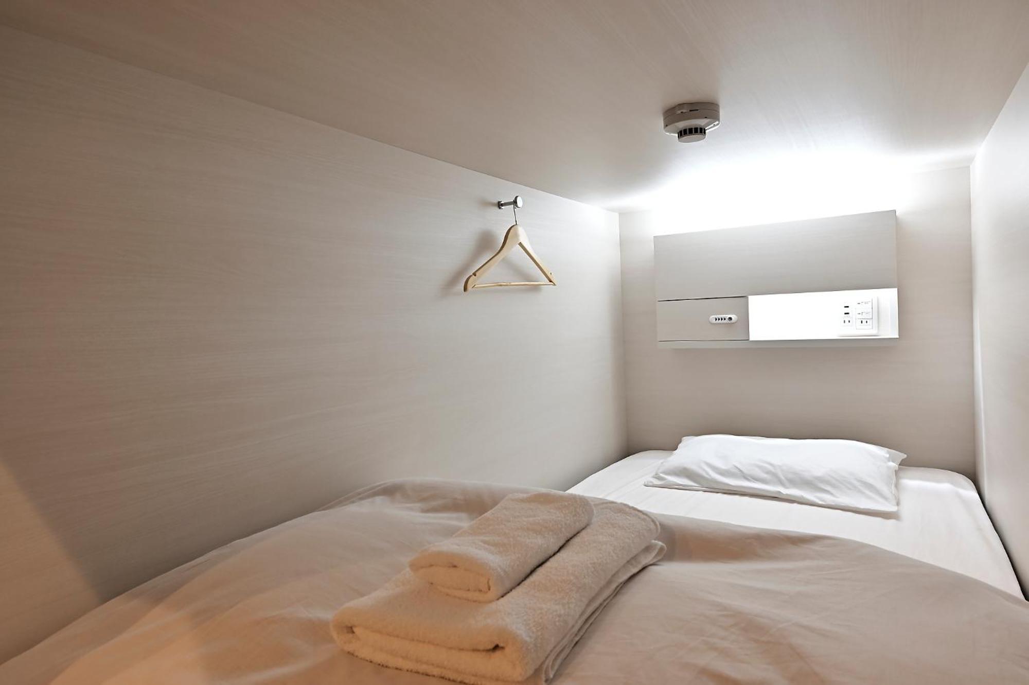 Hotel Tomariya Ueno Tokió Kültér fotó